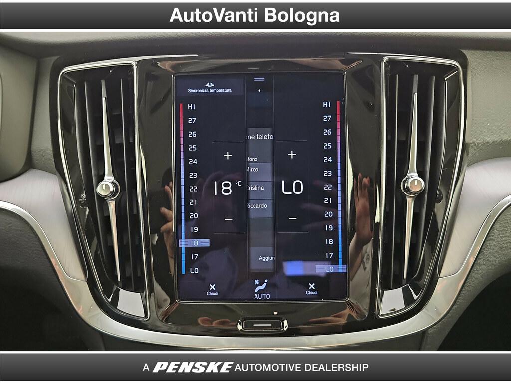 Volvo V60 2.0 B4 Momentum Business auto