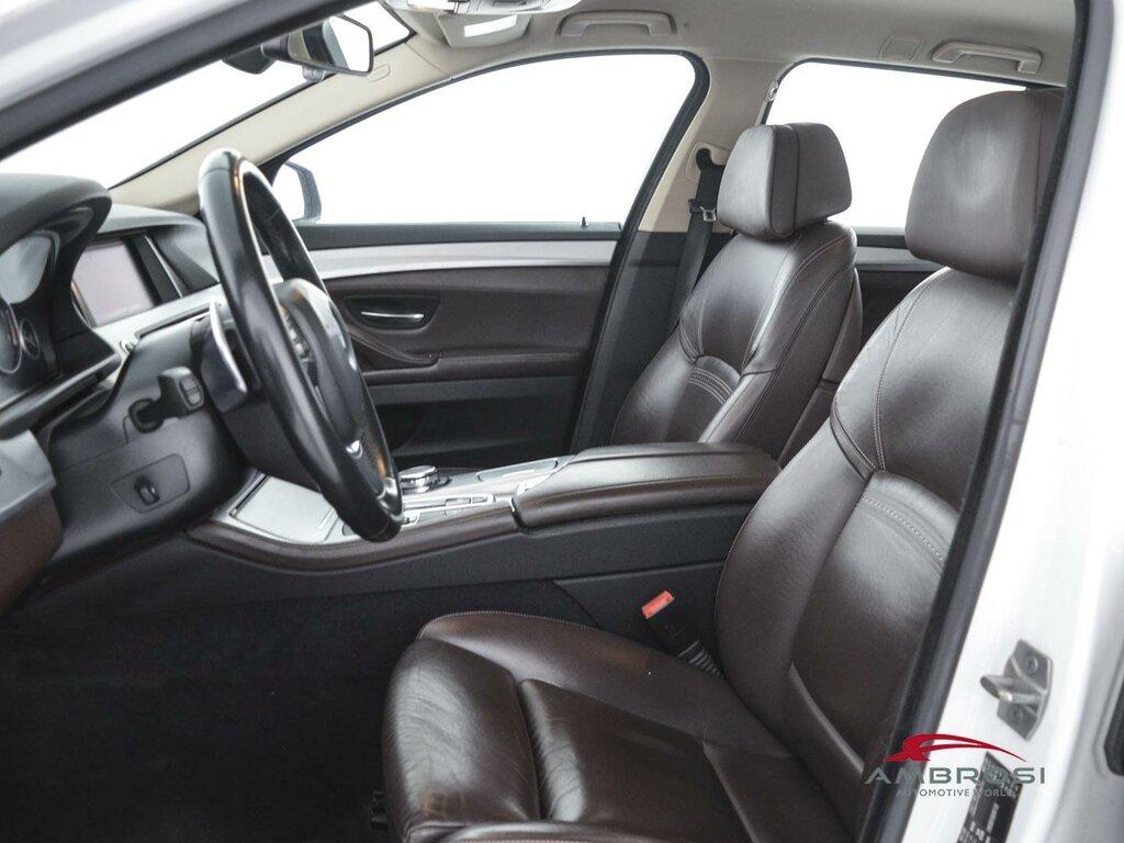 BMW Serie 5 520d Touring xdrive Luxury 190cv auto