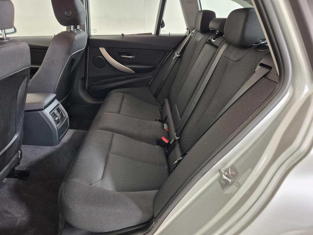 BMW Serie 3 318d Touring