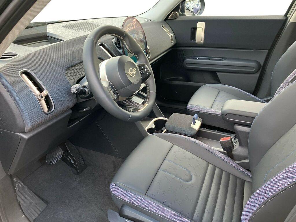 Mini Mini Countryman 1.5 48V C Classic auto