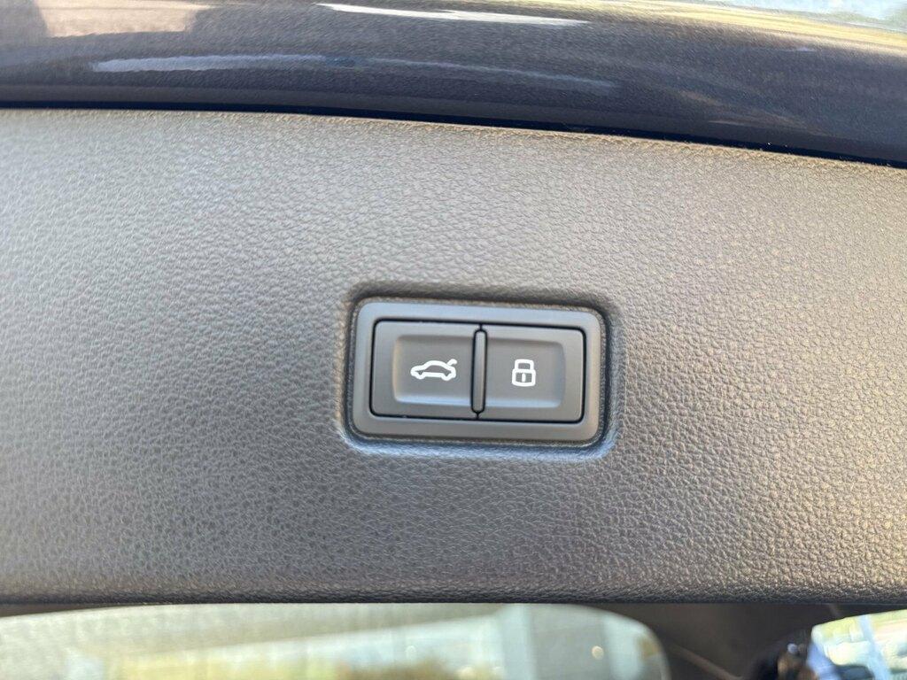 Audi Q5 Sportback 40 2.0 tdi mhev 12V S line quattro s tronic