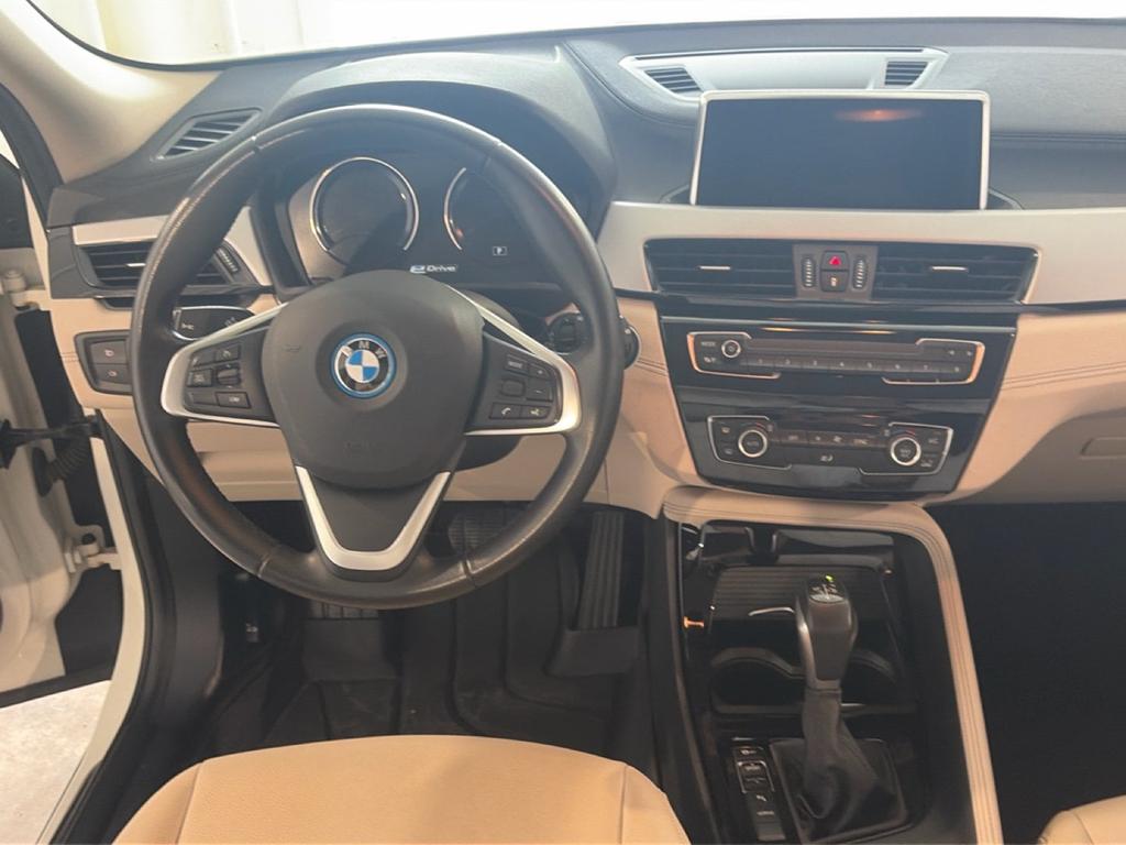 BMW X2 xdrive25e Business X auto
