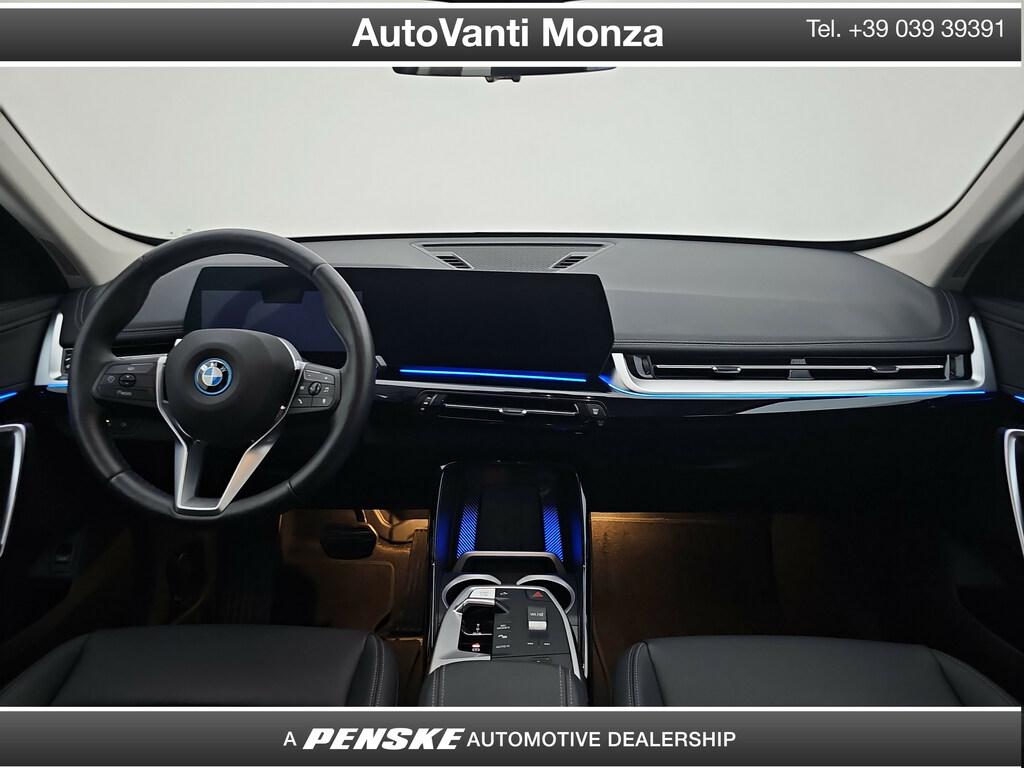 BMW iX1 edrive 20 X-Line