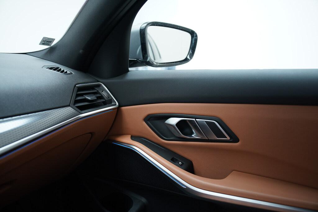 BMW Serie 3 320d Touring mhev 48V Msport auto