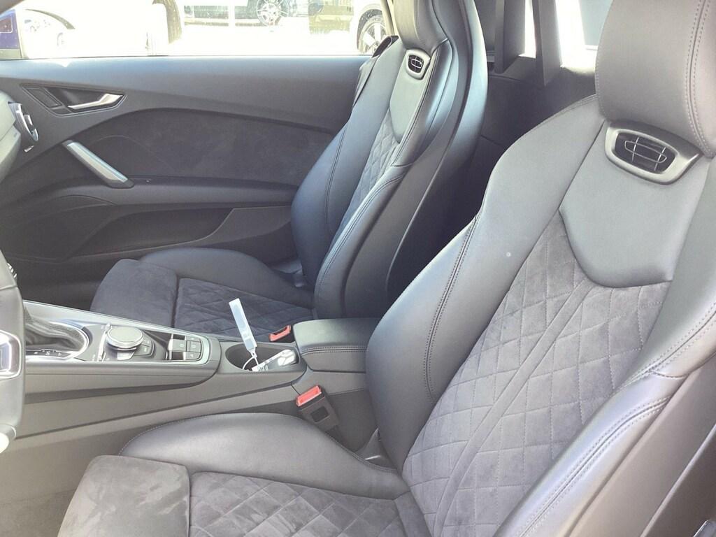 Audi TT Roadster 40 2.0 tfsi s-tronic