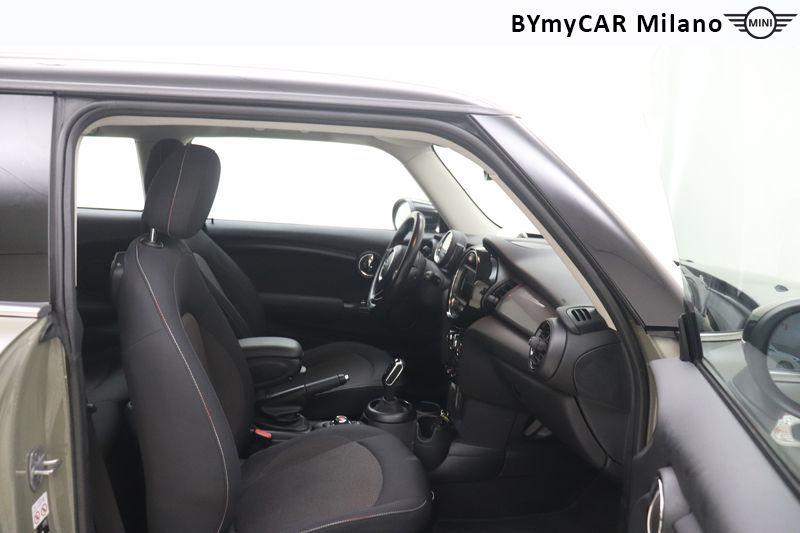 Mini Cooper 1.5 TwinPower Turbo Cooper Business DCT