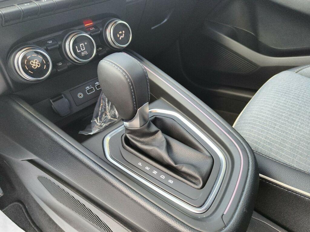 Renault Clio 1.6 E-Tech full hybrid Techno 145cv