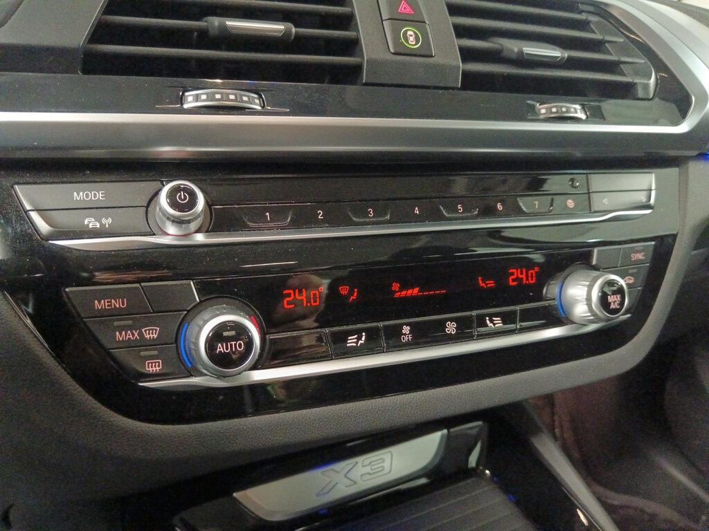 BMW X3 xdrive20d mhev 48V Business Advantage auto