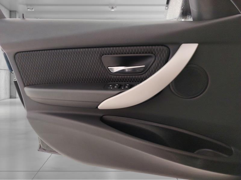 BMW Serie 3 318d Touring auto