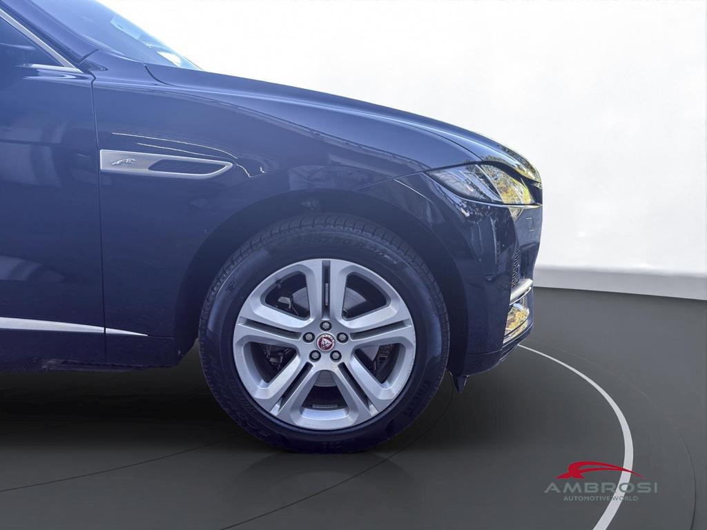 Jaguar F-Pace 2.0 D163 R-Dynamic SE awd auto