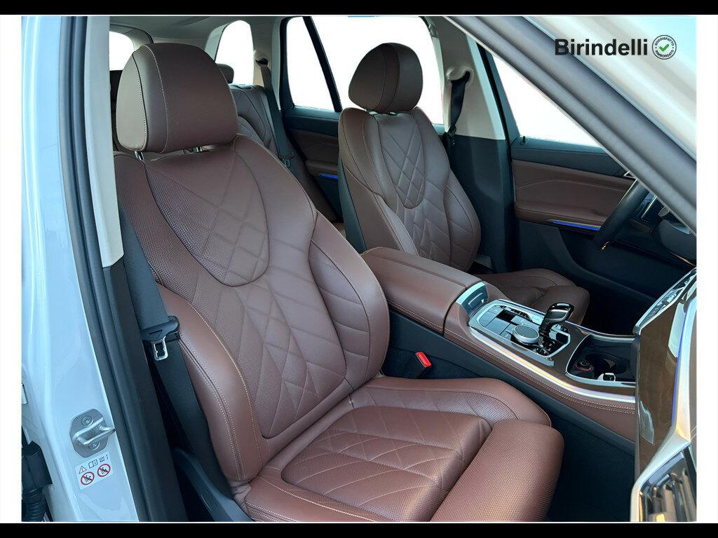 BMW X5 xdrive30d mhev 48V xLine auto