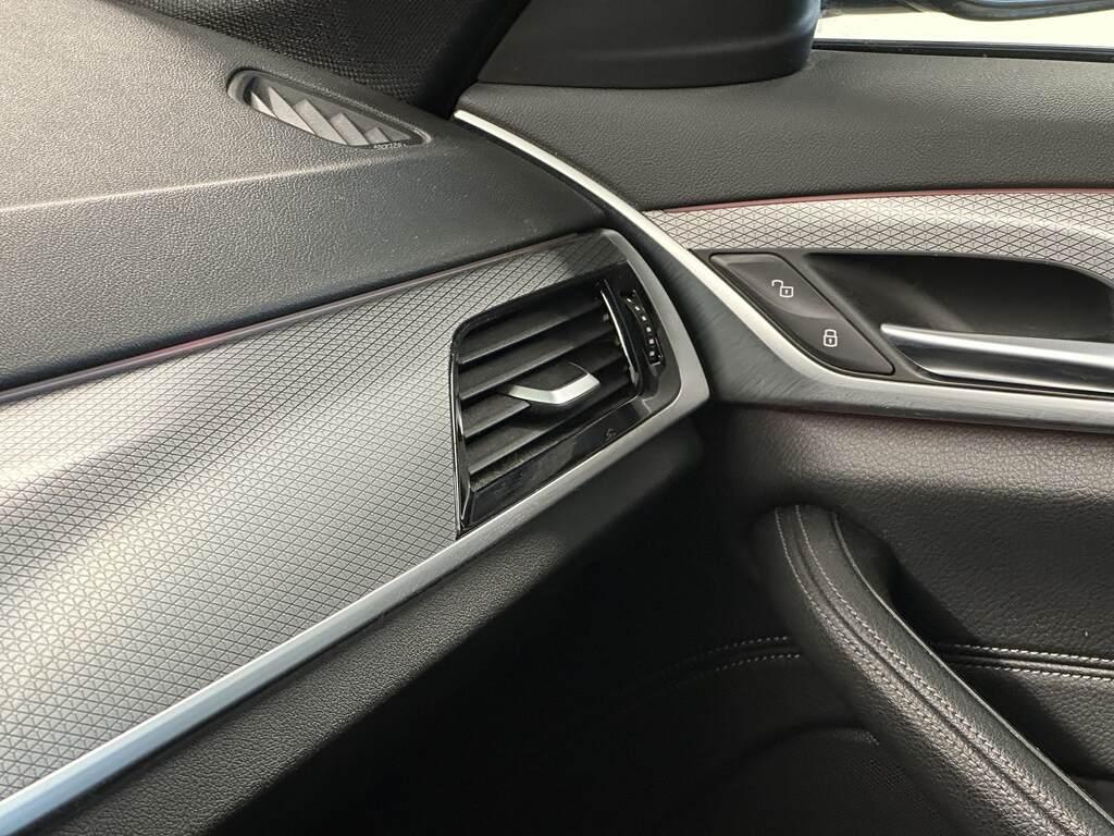 BMW Serie 5 520d Touring mhev 48V xdrive Business auto