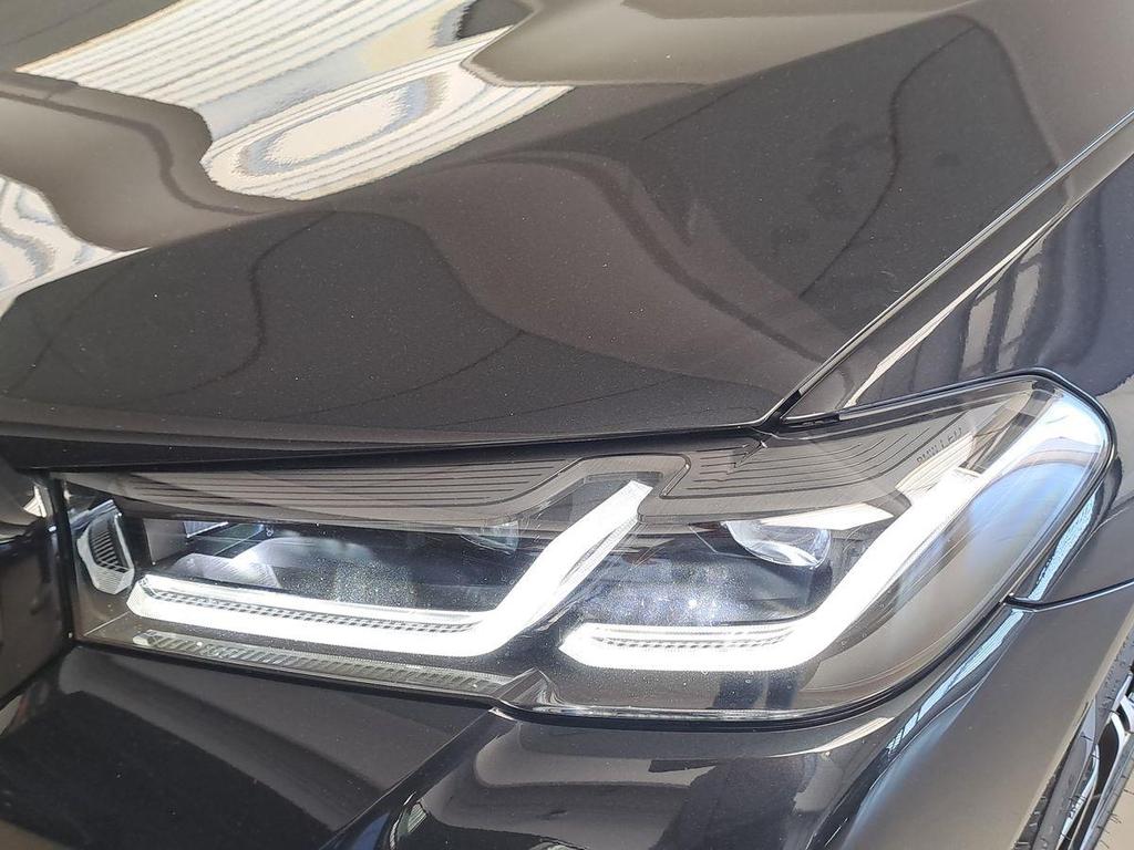 BMW Serie 5 520d Touring mhev 48V xdrive Business auto