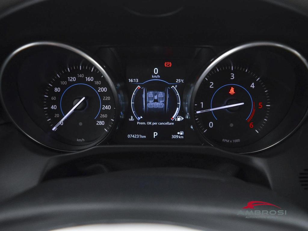 Jaguar XF 2.0d i4 Pure awd 240cv auto my18