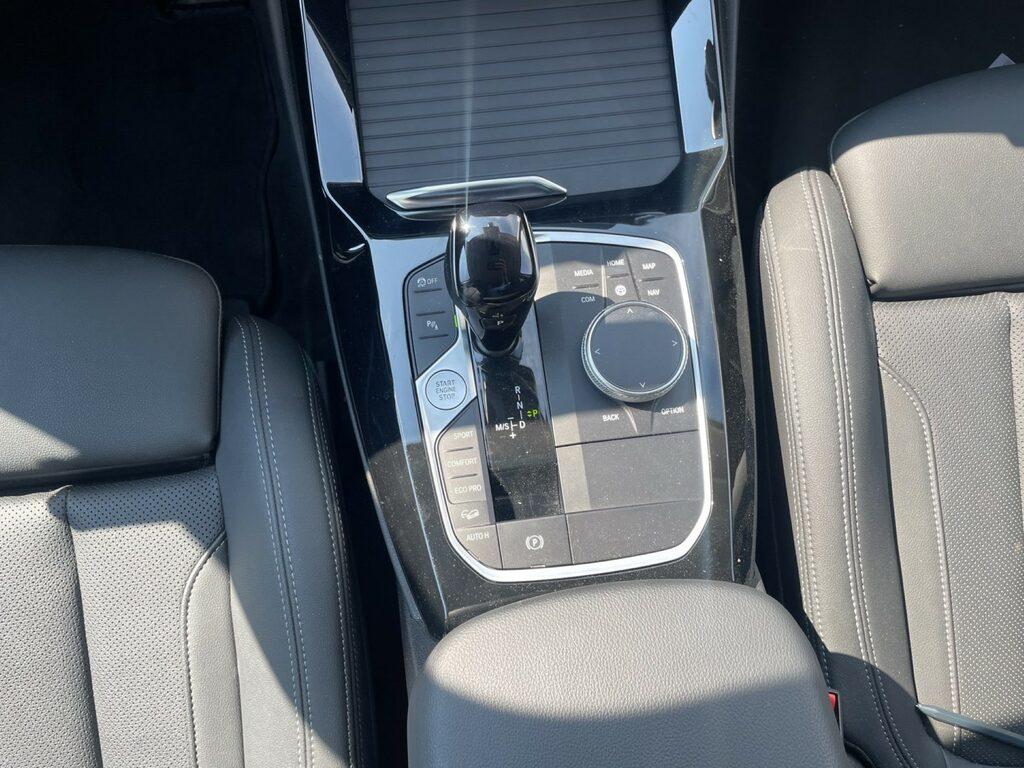 BMW X3 xdrive20d mhev 48V auto