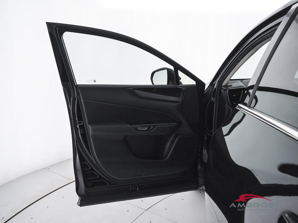 Lexus NX 2.5 hybrid Luxury 4wd e-cvt