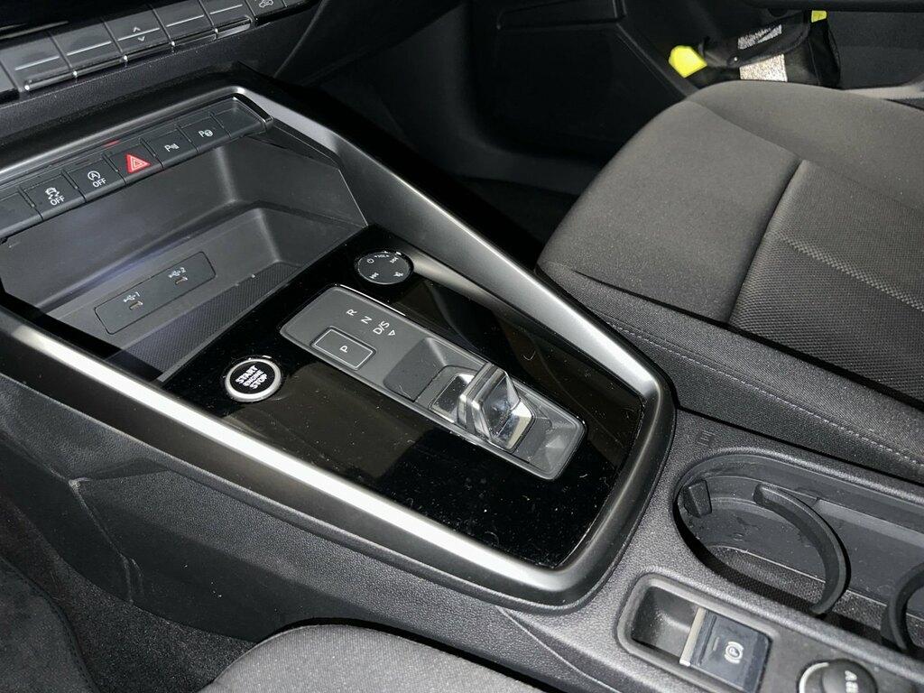 Audi A3 Sportback 30 1.0 tfsi mhev s-tronic