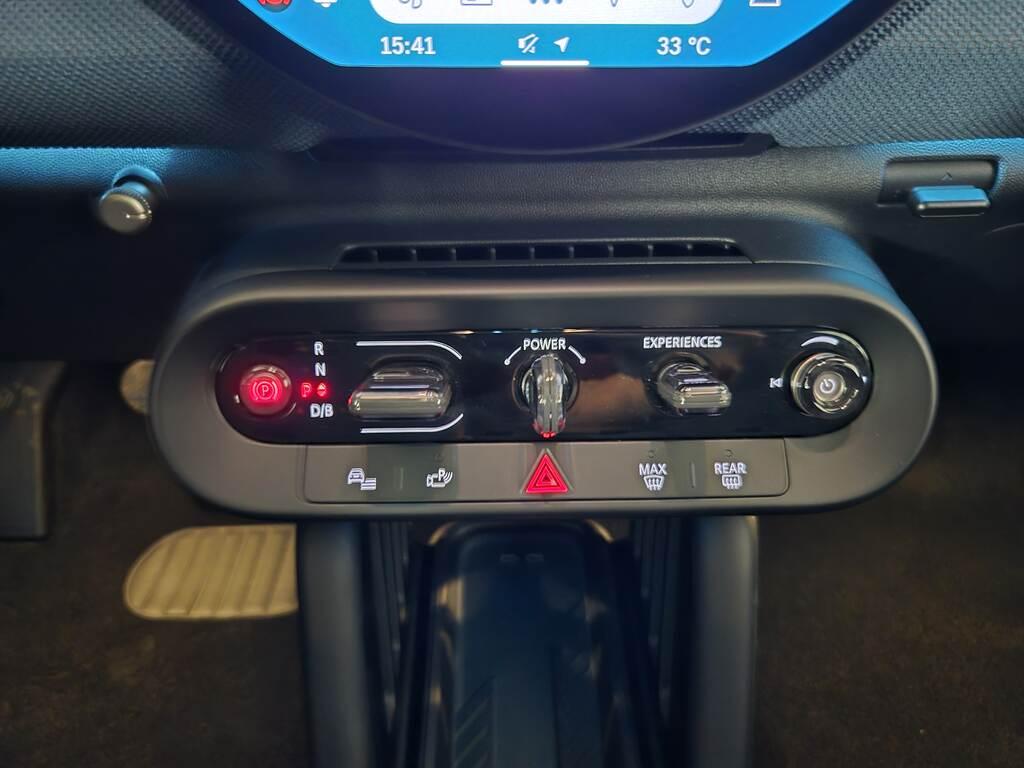 Mini Mini Aceman E Favoured