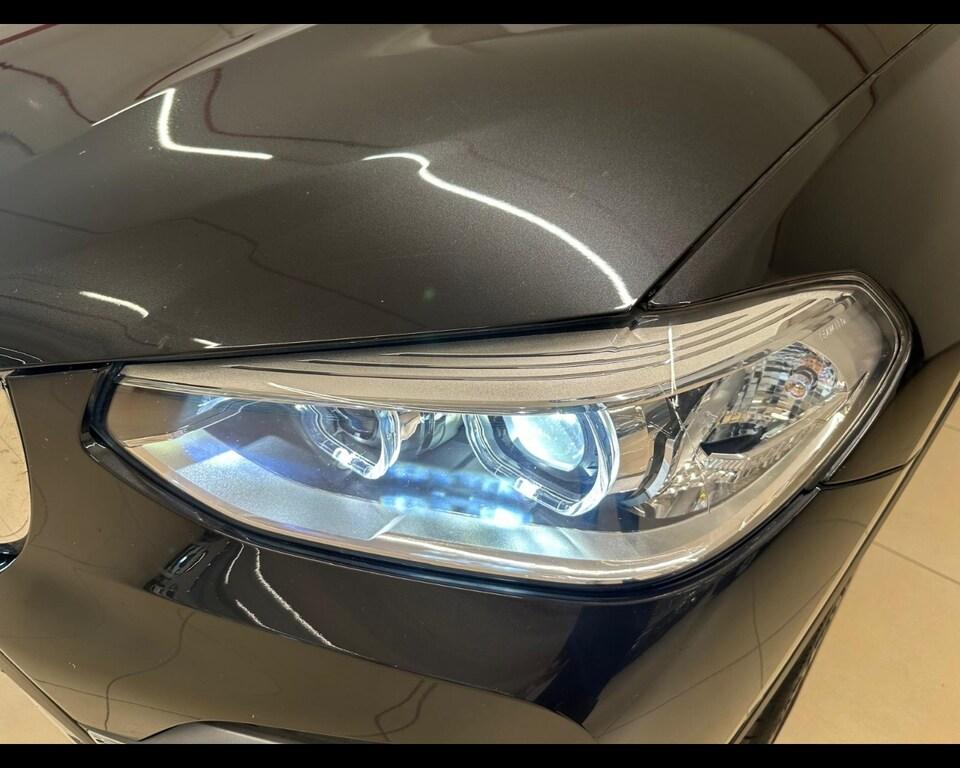 BMW X3 xdrive20d Luxury 190cv auto my19