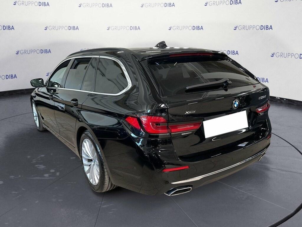 BMW Serie 5 530d Touring mhev 48V xdrive Luxury auto