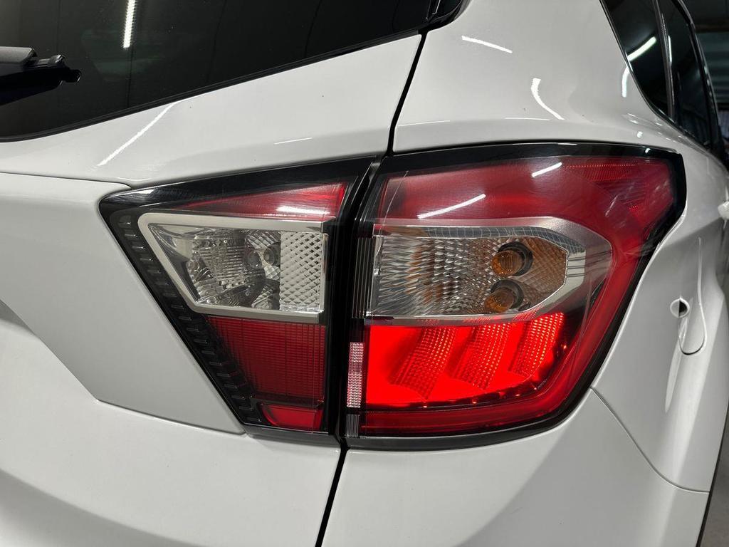 Ford Kuga 2.0 tdci Titanium s&s awd 150cv powershift my18