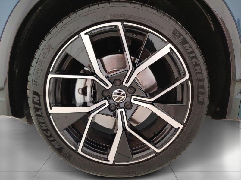 Volkswagen Tiguan 2.0 tdi R-Line 150cv dsg