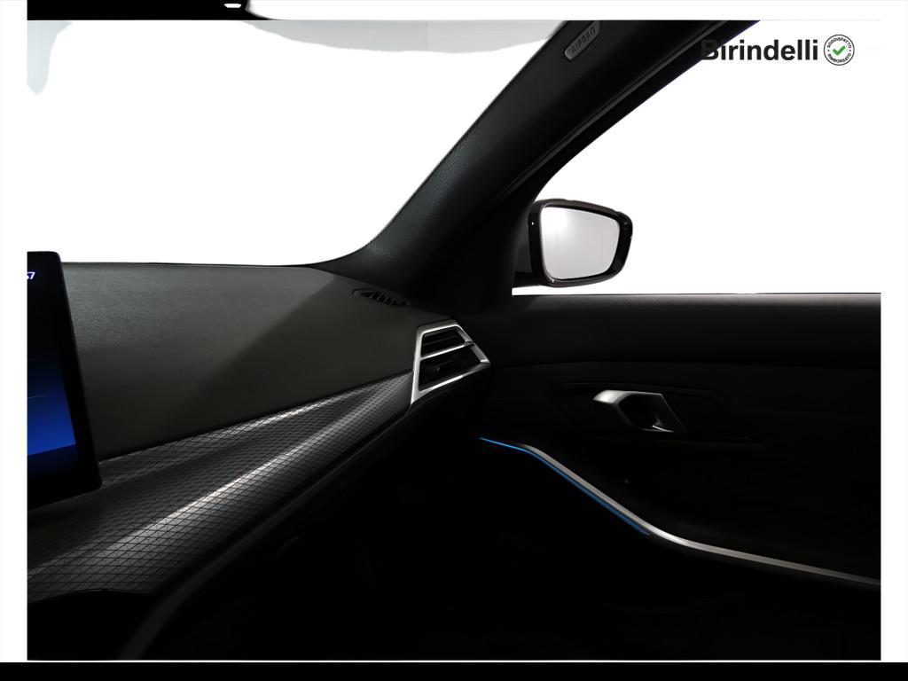 BMW Serie 3 318d Touring mhev 48V auto