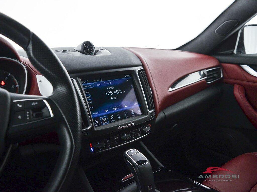 Maserati Levante 3.0 V6 Gransport 250cv auto my20