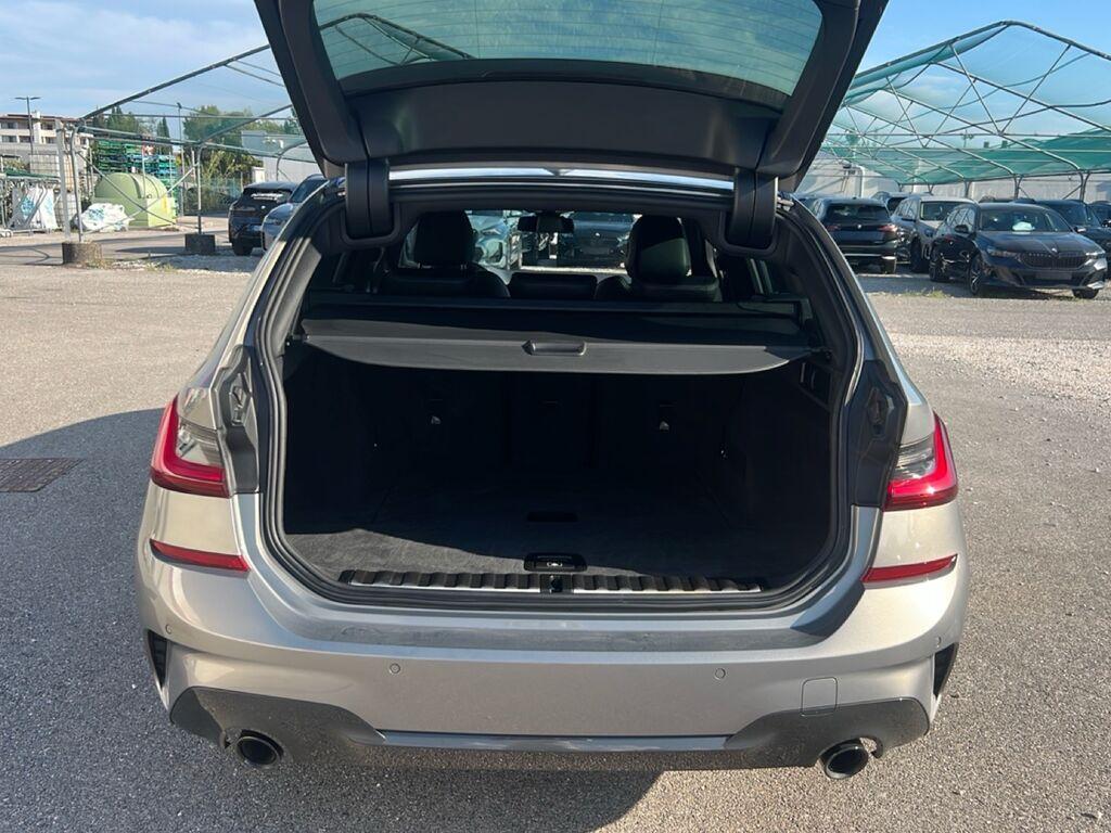 BMW Serie 3 330d Touring mhev 48V xdrive Msport auto