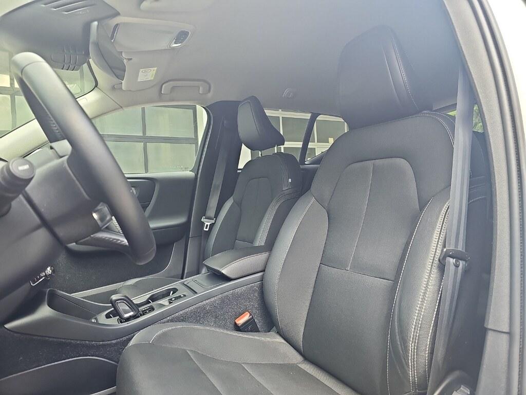 Volvo XC40 2.0 D4 Momentum Pro awd geartronic my21