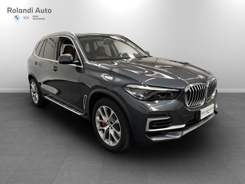 BMW X5 xdrive40d mhev 48V xLine auto