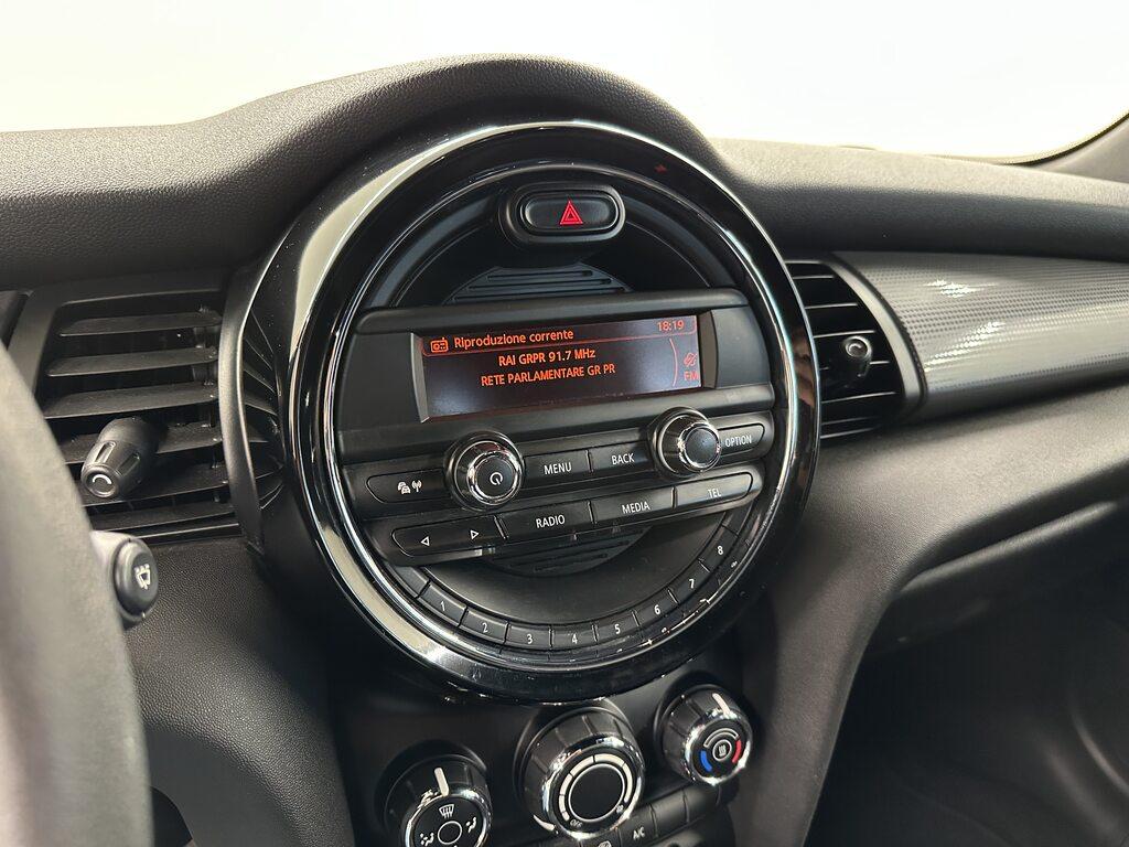 Mini Cooper D Cabrio 1.5 Cooper D