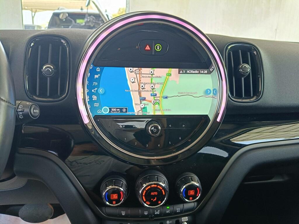 Mini Cooper SD Countryman 2.0 TwinPower Turbo Cooper SD Business Steptronic