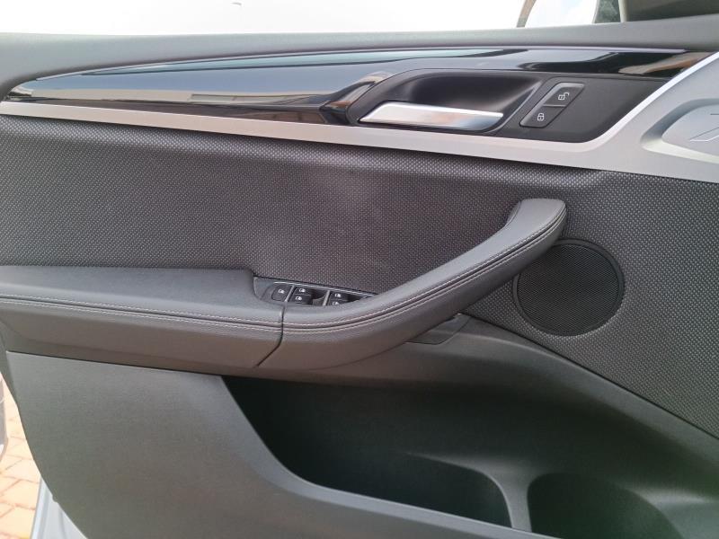 BMW X3 xdrive20d mhev 48V xLine auto