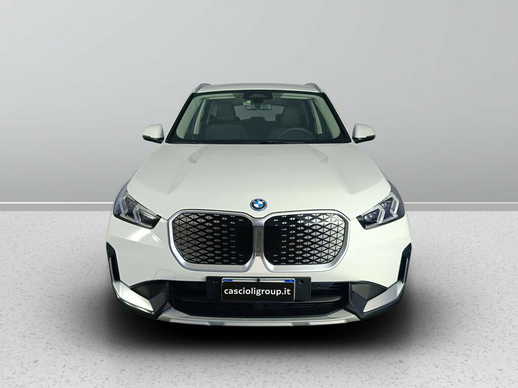 BMW iX1 edrive 20 X-Line