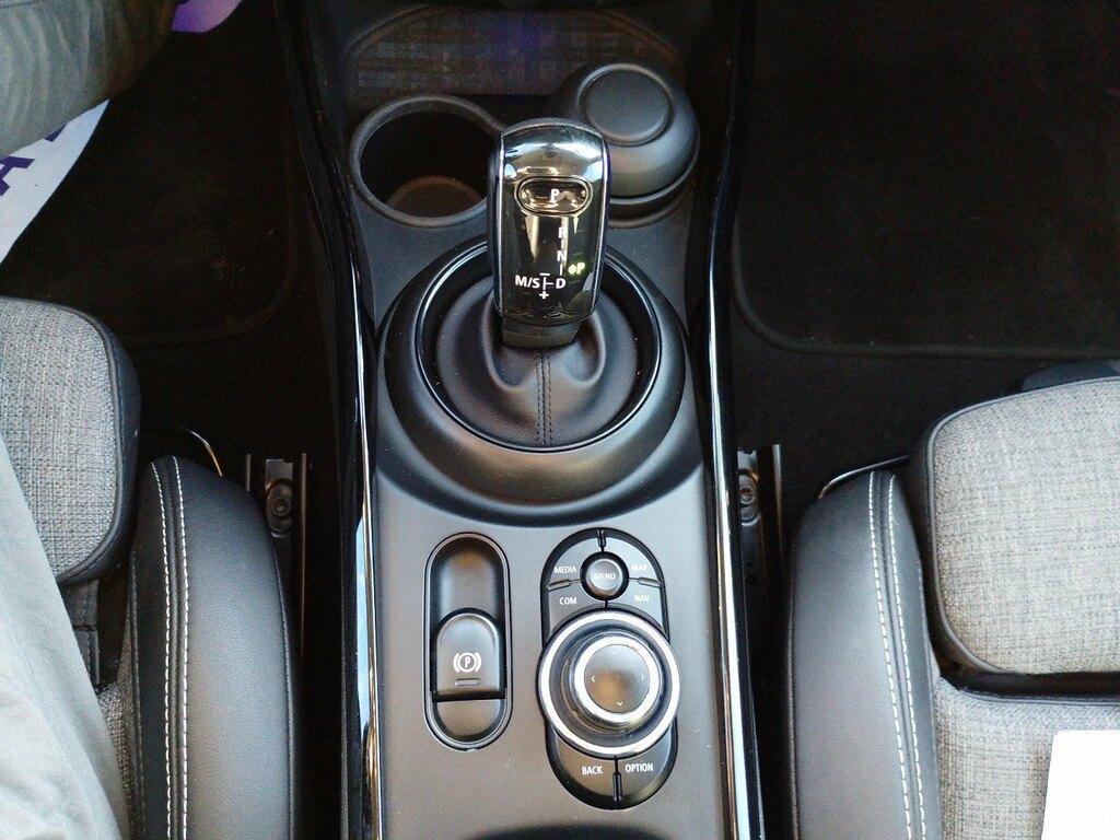 Mini Cooper D Clubman 2.0 Cooper D Mayfair Edition auto