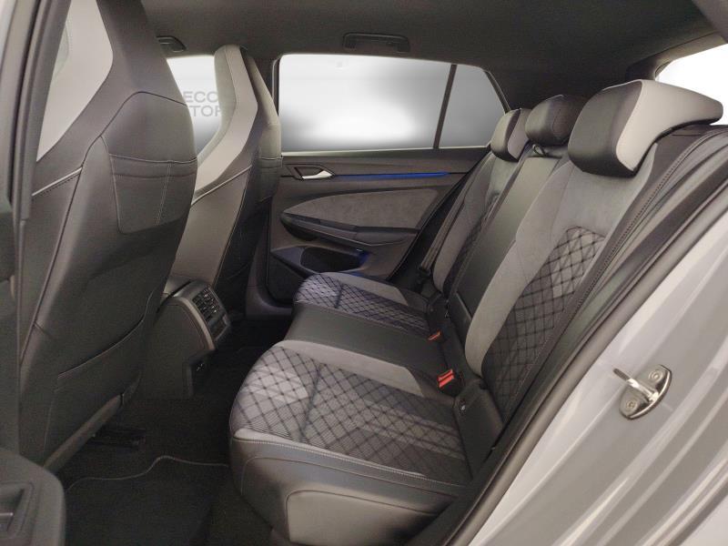 Volkswagen Golf 1.5 etsi evo act R-Line 150cv dsg