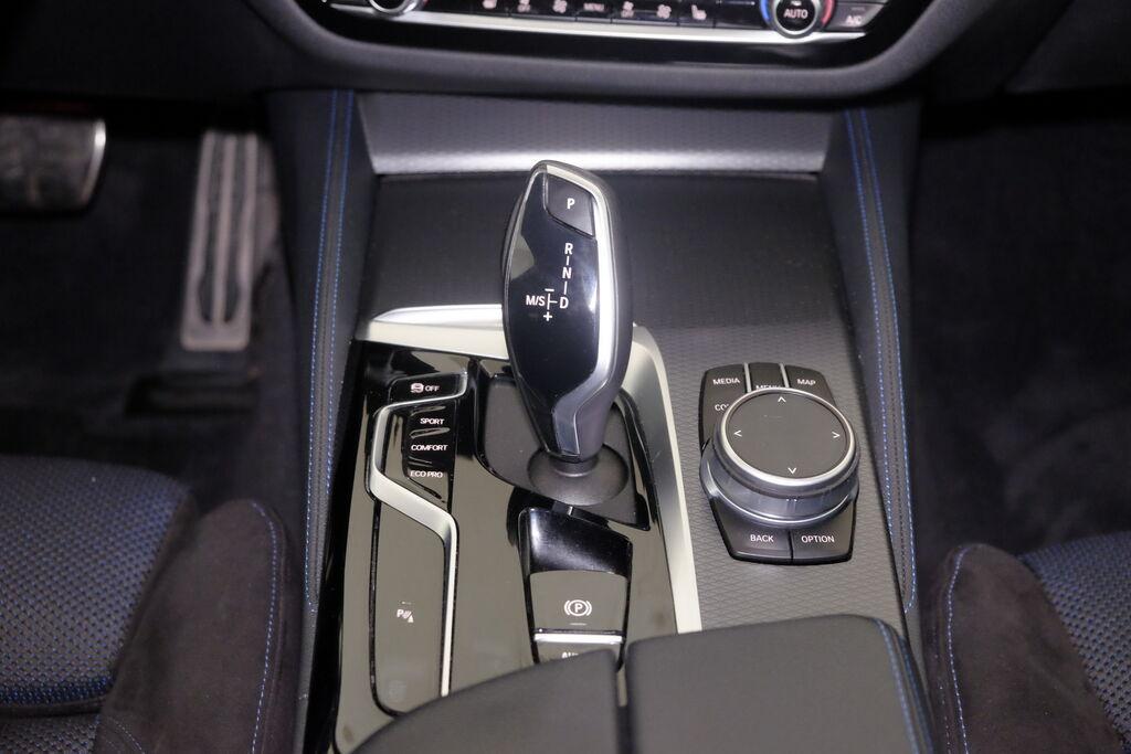 BMW Serie 5 520d Touring mhev 48V xdrive Msport auto