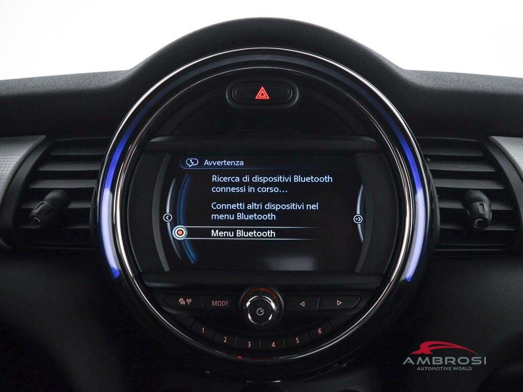 Mini Cooper D 1.5 D Cooper D Seven Auto