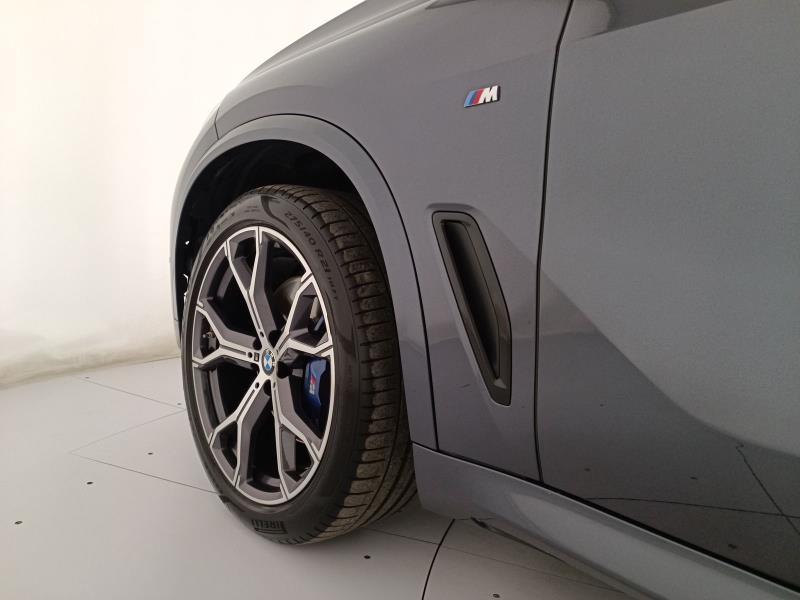 BMW X5 xdrive30d mhev 48V Msport auto