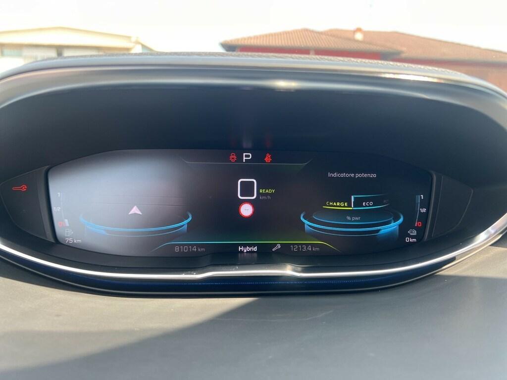 Peugeot 3008 1.6 hybrid Allure Pack 225cv e-eat8