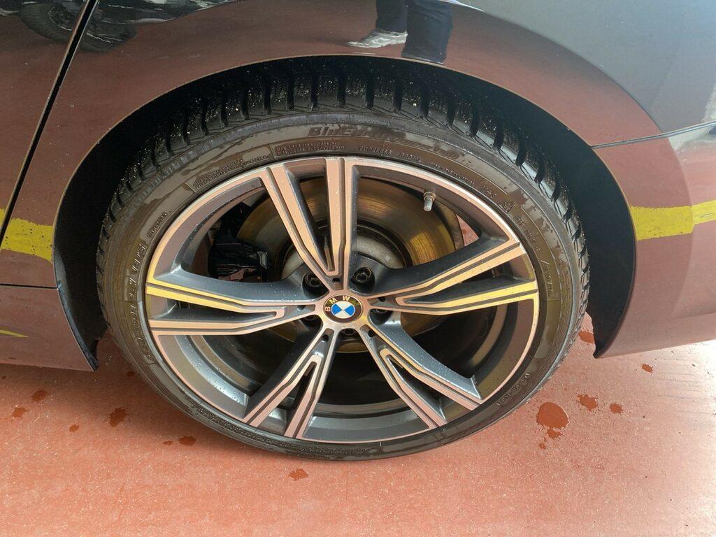 BMW Serie 3 M M340d Touring mhev 48V xdrive auto
