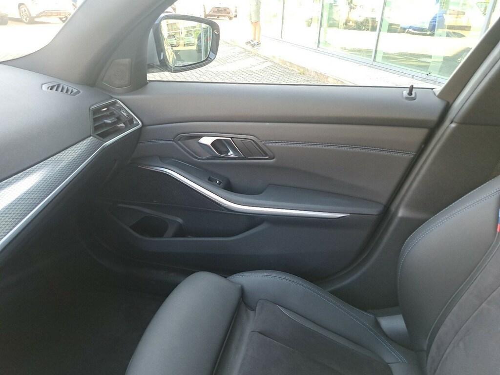 BMW Serie 3 320d Touring mhev 48V Msport xdrive auto