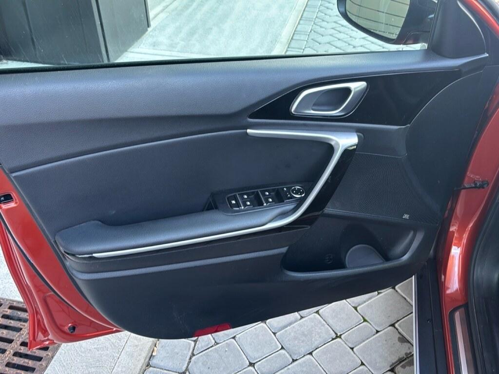 Kia Xceed 1.6 crdi Evolution 136cv