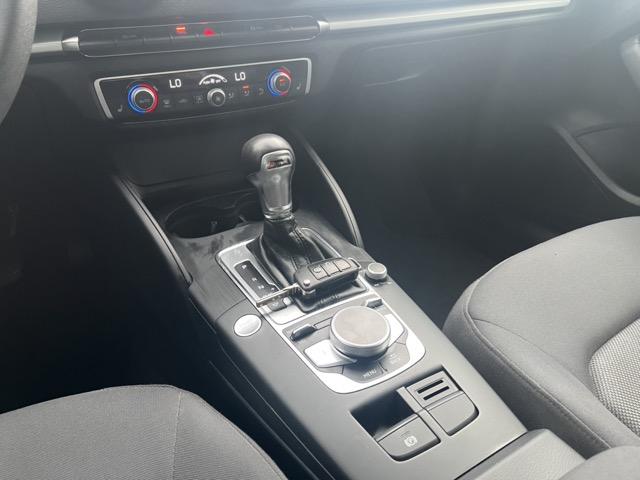 Audi A3 Sportback 35 2.0 tdi Admired 150cv s-tronic