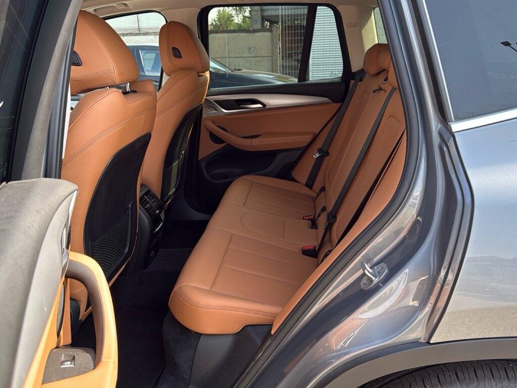 BMW X3 xdrive20d mhev 48V auto