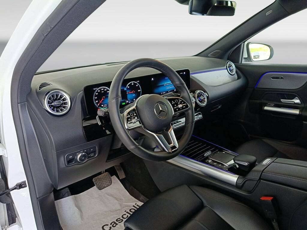 Mercedes EQA 300 Sport 4matic