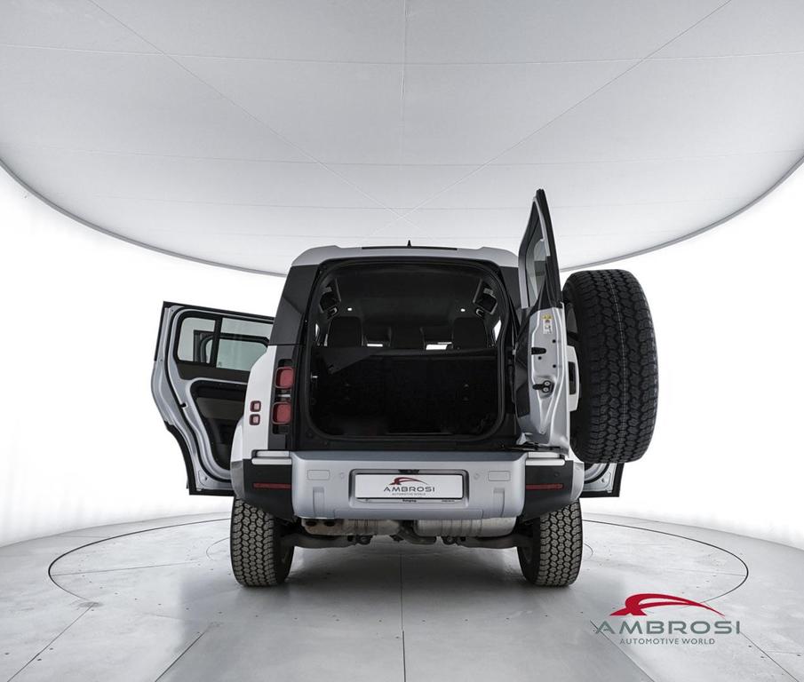 Land Rover Defender 110 3.0d i6 mhev SE awd 200cv auto