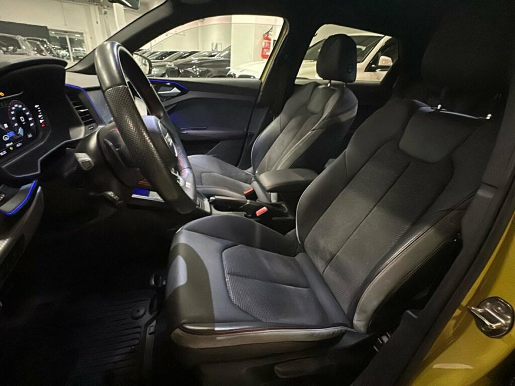 Audi A1 Sportback 40 2.0 tfsi Identity Black 207cv s-tronic