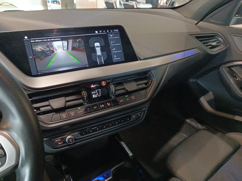 BMW Serie 1 118i Msport Exterior 136cv auto